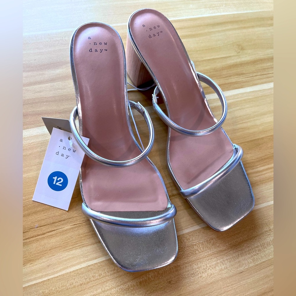 Woman’s Silver Chris Heels
